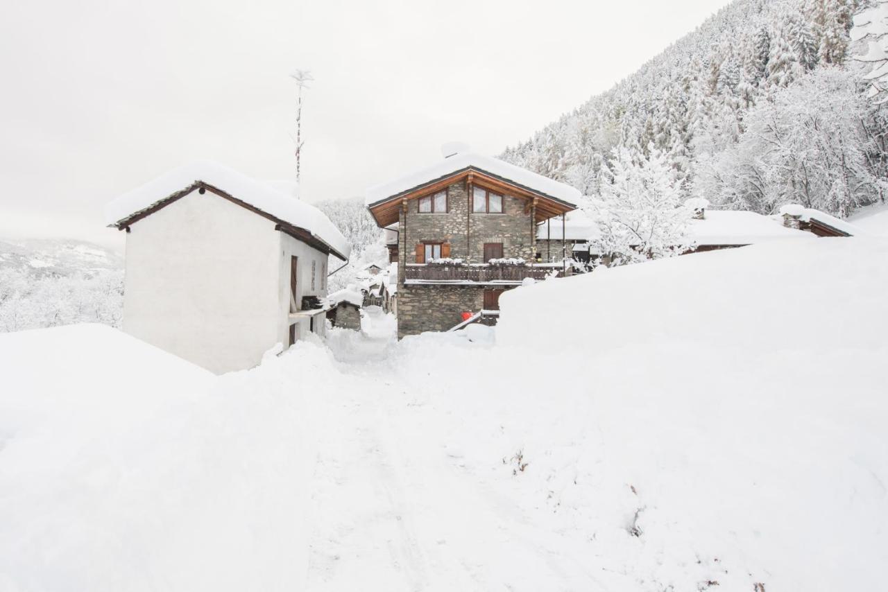Casa Vacanze Grand-Haury Da Andrea Arvier Extérieur photo