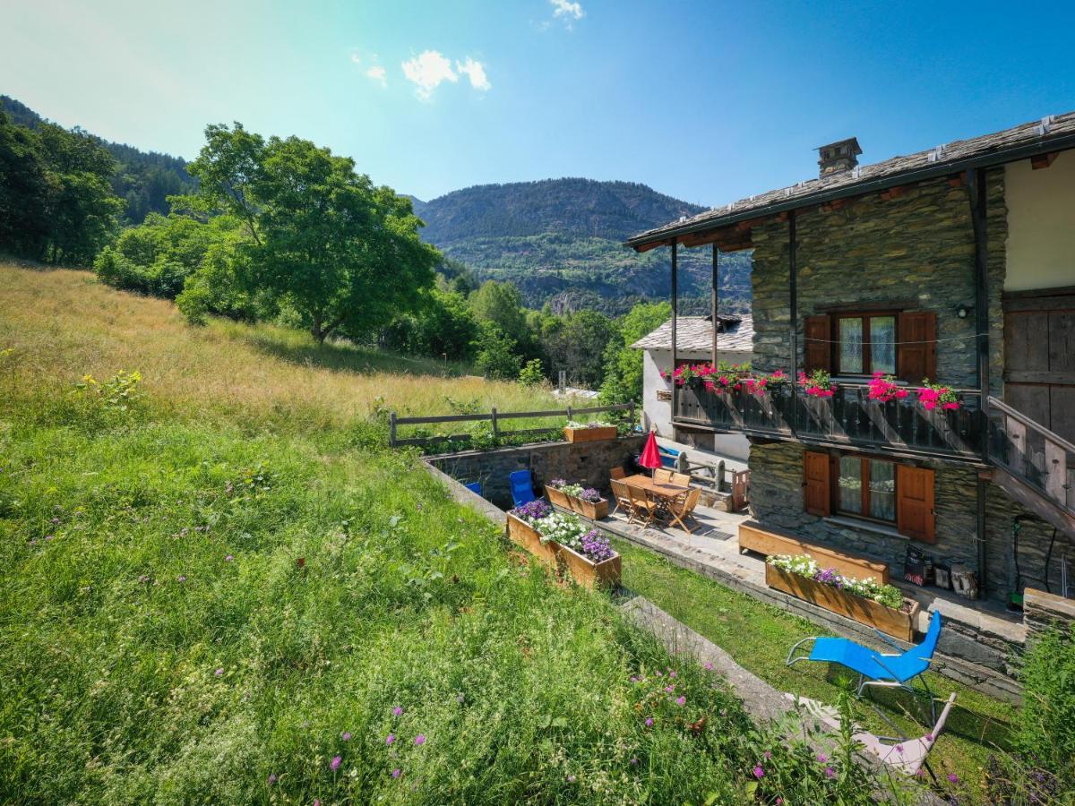 Casa Vacanze Grand-Haury Da Andrea Arvier Extérieur photo